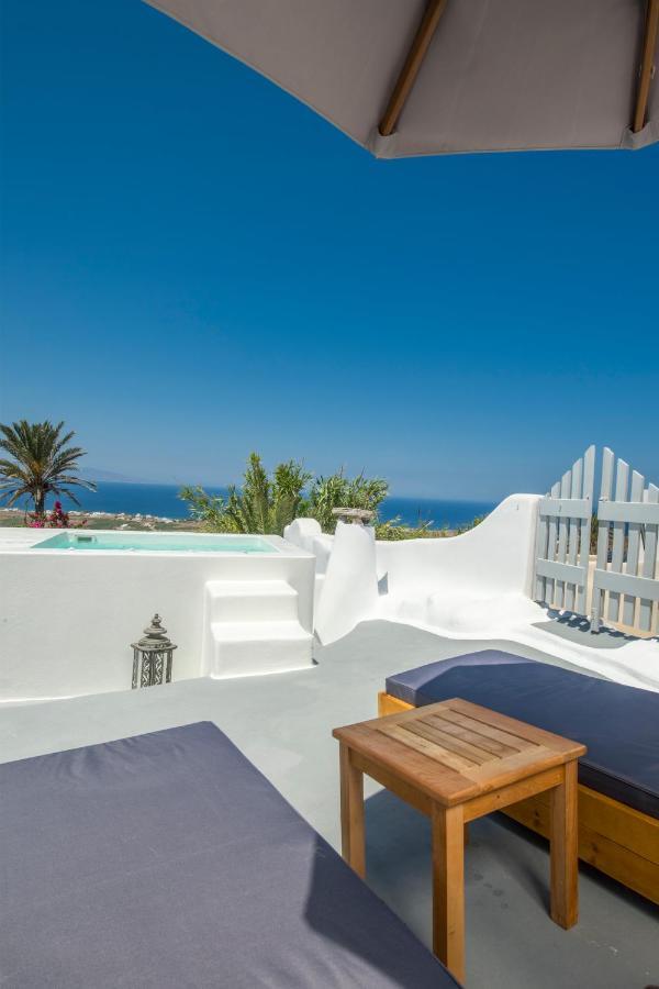 Aqua Serenity Luxury Suites Santorini Foinikia  Bagian luar foto